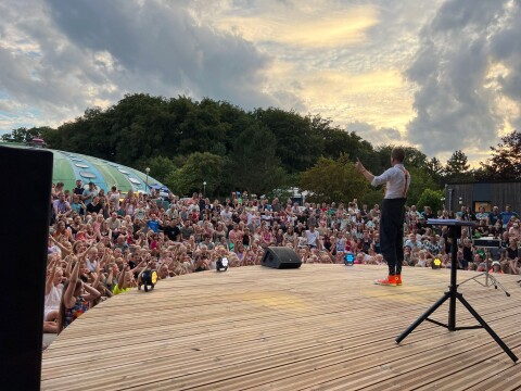We Gaan Beginnen (2)